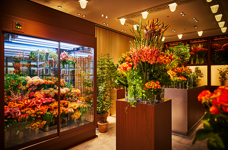 Hermès flower shop | LA LANTERNE D'HERMÈS À GINZA